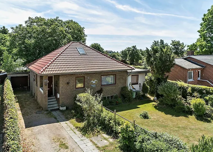 4 Bedrooms Villa Next To Fermen & Puttgarden & Lalandia