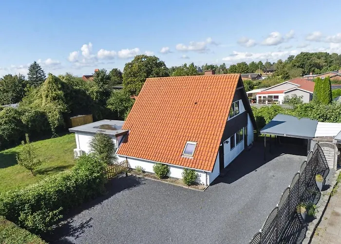 Charming Villa For Rent