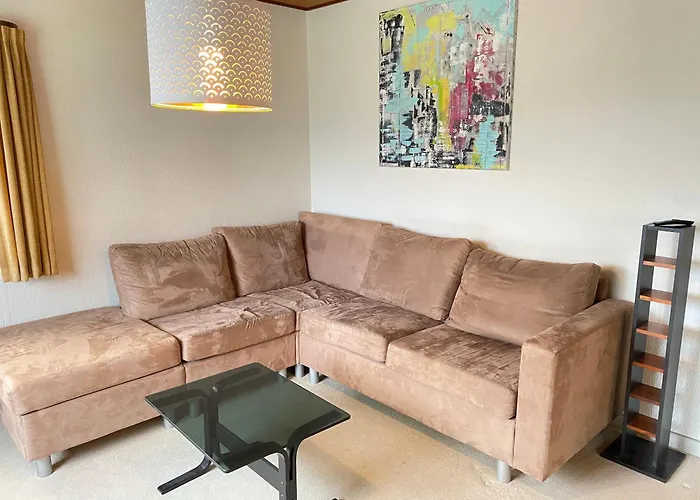 4-Bedroom Family Villa, Bath Tub, Billiards, Piano, And Fun Board Games